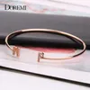 Bangle Doremi Carta Personalizada Pulseira Bebê Bangle Zircônia Pavimentar Pulseira Inicial Criança Adulto Tamanho para Jóias de Punho Exclusivo 231128