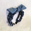 Söt tjej bowknot ny julklapp charmiga kvinnor vintage design hårklipp designer varumärken denim veckat tyg pannband