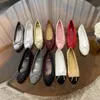 2024 nuevos zapatos de ballet zapato casual diseñador de lujo fiestero de moda para mujer cuero de cuero al aire libre ropa de baile plano de alta calidad zapatos caminata caminata