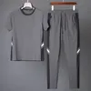 Survêtements pour hommes Arrivée Cool et mince T-shirt à manches courtes T-shirt Pantalon Deux pièces Ensemble Chemise solide Pantalon Accueil Costumes Taille masculine M-5XL 956 230428