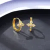 Orecchini a bottone retrò di lusso placcati trifoglio oro 18 carati orecchini con fibbia orecchio gioielli moda 3A zircone S925 orecchini croce in argento per festa di nozze regalo di San Valentino SPC 240306