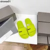 Slippers Balencigas Мужчины носят модные наружные антискридные водонепроницаемы