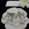 Boucles d'oreilles en perles de créateurs Dangle Stud Bijoux de luxe Charme Boucles d'oreilles rétro Goujons Femmes Boucle d'oreille en argent G Filles Goujons d'oreille Boucle d'oreille Cerceau Cadeau de mariage 2311282D