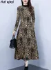 Casual Dresses Leopard Bodycon Plus Velvet Thick Warm Female Dress 2023 Autumn Winter Long Sleeve Vintage Elegant Party Night Vestidos