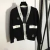 Damestruien Designer Borduurwerk Gebreid Top Meisjes Milan Runway V-hals Letter Button Shirt Vest