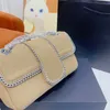 Bolsos cruzados superiores, bolso de diseñador para mujer, bolso de cuero con cadena, bolso de hombro a la moda para mujer, cartera con solapa que combina con todo