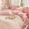 Set di biancheria da letto Ins Pink Princess Lace Love Heart Copripiumino e gonna da letto per ragazze Lino 4 pezzi Tessili per la casavaiduryd