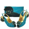 Klädskor Elegant Nigeria Vacker Green Hollow Design High Heels Bekväm att bära festdamer och väska