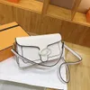 Bolsa de diseñador Bolsa de asas Bolsos de lujo Chicas Mujeres Hombres Bolsas de hombro Bolsa de color sólido de alta calidad con cadenas Bolsa de moda Hebilla de recogida cuadrada Gran capacidad