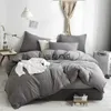 Sängkläder sätter amerikansk storlek Furball Tassel Däcke Cover Set Luxury King Queen Twin Full Quilt Covers Juego de Ropa Camavaiduryd