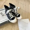 Designer casual skor kvinnor sneakers svartvita träningskor kalv läder hög kvalitet mode lyx varumärke bekväma utomhus sneakers