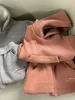 Ins Toddler Çocuklar Mektup Basılı Spor Giysileri Setleri Küçük Kız Kızlar Kapşonlu Uzun Kollu Sweatshirt Gevşek Pantolon 2 PCS Çocuk Virfet Kalın Sıcak Kıyafetler Z5634