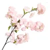 Dekorativa blommor 1pc bröllopsblomma Sakura konstgjorda körsbärsblommor gren växt vägg bonsai interiör restaurang dekoration