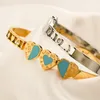 Luxury Heart Cuff Armband Charm Kvinnor älskar smycken Armband Bröllopsfest Giftarmband 2023 Rostfritt stål 18K Guldpläterad smycken Partihandel