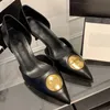 Nouvelles femmes célèbres marques sandales de luxe designer classique bronze double lettre élégant talons hauts pointus côté creux en cuir supérieur anti diapositives chaussures habillées pour dames