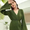 Kvinnors tvåstycksbyxor 2023 Office Modern Solid Energetic Sexig Casual Full Sleeve Shinny Chic Ladies Slim Set Women Autumn