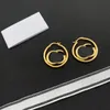 Hoop Femmes Boucles d'oreilles Designer Boucles d'oreilles de luxe Stud Bijoux classiques Diamant Perle Couple Cadeau Lady Élégant Designer Boucles d'oreilles Petit Orecchini Plaqué Or Zb109