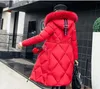 2060 Nuovo stile Grande cappotto invernale in pelliccia parka ispessito da donna cuciture slim lungo cappotto invernale in piumino da donna in cotone piumino parka da donna