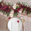 Decoratieve bloemen hangende bloemen swag kunstmatige roze rattan slinger bruiloft boog voor