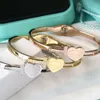 Bracelet en acier et titane pour femmes, version célébrité d'internet, avec diamant, trois couleurs, blanc, ne se décolore pas, tendance