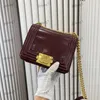 Boy Fashion Ladies Mini Shoulder Bag 18cm Clamshell Quilted Patent Leather Gold Hardware Metal Buckle Luxury Handbag Matelasse Chain Crossbody Bag Makeup Bag Purse