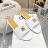 Luxury Designer Leather Slippers Sandals Metallic Floral LOGO Fashion Casual Beach Flats with Box and Dust Bag 35-42