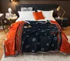 Couverture de tissu de fourrure de vison hiver épaissis de bureau de bureau couverture de couverture pour les couvertures de canapé de lit Fashion