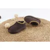 Klassiska barns startvintermulor Slip-on Kids Toddler Tasman II tofflor Tazz Baby Shoes Chesut Fur Slides Fårskinn Shearling Wool CSG23112910-8