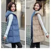 Damenwesten Winterjacke Frauen 2023 Ärmellos mit Kapuze Gepolsterte Supermäntel Koreanische Mode Strickjacke Großhandel 231128