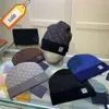 aPlaid berretto firmato cappelli firmati da uomo berretti lavorati a maglia cappello invernale autunno berretto termico con teschio sci viaggio classico berretti di lusso marrone nero grigio mantieni caldo mz0121l