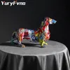 Yuryfvna pintura nórdica graffiti dachshund escultura estatueta arte elefante estátua criativo resina artesanato decoração para casa 201210271s