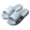 Slippers Banheiro Banheiro Chuveiro para homens Homens de verão solo solo não desliza deslizamentos de alta qualidade sapatos casuais piscina home piscina