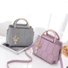 الأكياس المسائية أزياء المرأة Crossbody 2023 Trend Luxury Designer Brands Handbag Brands Basy Female Messenger Counter Bag