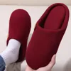 Zapatillas Shevalues, pantuflas de felpa esponjosas de invierno para mujeres y hombres, pisos para interiores para el hogar, toboganes suaves antideslizantes, zapatos cálidos para ocio, zapatillas de casa para parejas 231128