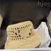 帽子通りの麦わら帽子刺繍漁師