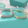 Bangle European Exquisite Classic Rose Gold Rope Knot Bracelet For Women High End Fashion Luxury Brand High Quality Jewelry Party Gifts 231129