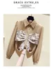 Women's Blousses 2023 Dames Autumn Winter Shirts Modieuze westerse schuine kraag Chiffon Design gevoel voor temperament tops D1699