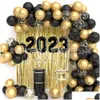 Kerstdecoraties 2023 Black Gold Balloon Chain Arch Suitse seizoen van afstuderen Baby Baptism Anniversary Party Decoration Drop de Dh1b8