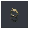 Band Rings Original Logo Grave Designer Diamond T Knot Ring Extravagant 18K Gold Sier Rose 316L Rostfritt stål Letter Women Män W DHSET
