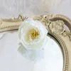 Flores decorativas Rose cabeças de seda artificial para festa de casamento de festas em casa Decoração de bolo de Natal Diy Wreath White Fake Flower