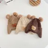 Hüte Koreanische Baby Mütze Mit Ohrenklappen Nette Bär Pompom Kinder Gestrickte Hut Beanie Warme Herbst Winter Jungen Mädchen Gehörschutz motorhaube Kappen