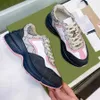 Designer Rhyton Schuhe Mehrfarbige Turnschuhe Männer Frauen Trainer Vintage Chaussures Plattform Sneaker Erdbeere Maus Mund Schuh