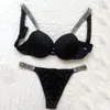 Conjunto sexy 2023 Mulheres lingerie 2 peças push up sutiã e calcinha laca ajustável Letra Design de roupas de roupas íntimas 231129