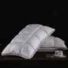 وسادة فاخرة ثلاثية الأبعاد خبز أبيض أوزة أسفل وسائد الريش للنوم النائم عن رقبة السرير وسادة سرير راحة ناعمة 100 ٪ غطاء القطن 231129