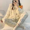 Womens Sleepwear coral velvet autumn and winter womens pajamas flannel thickened long sleeved lapel family service pajama set 231129