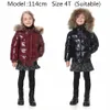 Donsjas Zwarte winterjas Parka voor jongens Winterjas 90% dons Meisjesjassen Kinderkleding Sneeuwkleding Bovenkleding voor kinderen Jongenskleding 231129