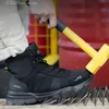 Stövlar oförstörbara män arbetar säkerhet utomhus militär antismash antipunktur industriella skor öken 231128