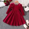 Girl S sukienki Prowow 3 7y Kids Christmas for Girls Red Velvet Bowknot Sukienka 2024 rok Kostium Dziewczyna 231128