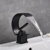 Bassängen kranar moderna svart brons badrum kran vattenfall kran