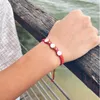 Bracelets de charme Pulseira de casal de disco de aço inoxidável suporta símbolos de carta personalizados de corda vermelha de corda vermelha e feminino